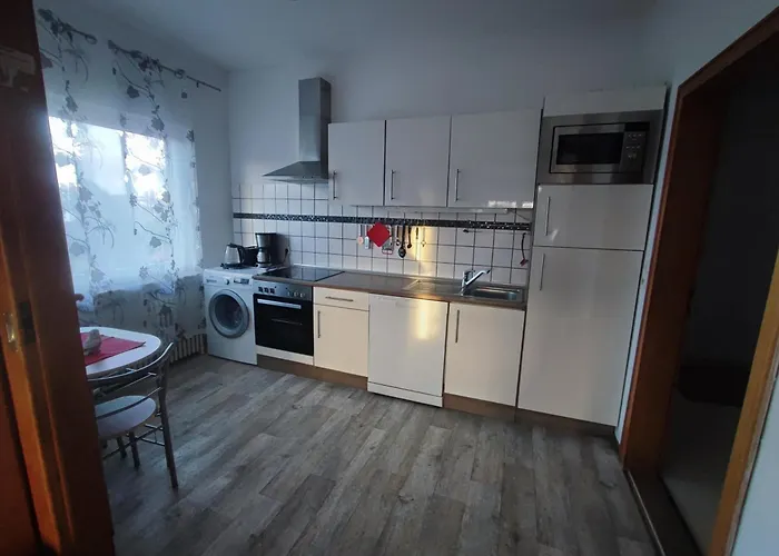 Große familienfreundliche Wohnung mit Balkon